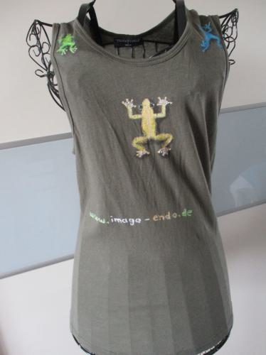 Shirt mit gemalten Fröschen